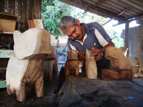 1344745772_artesaoedsonalvesdacruzxiicopia